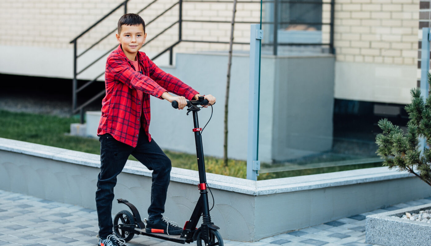 Los 5 Mejores Patinetes Eléctricos para Niños en 2025